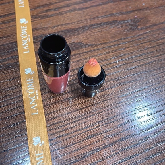 Lancôme matte shaker lipgloss 272- energy peach - Picture 3 of 4